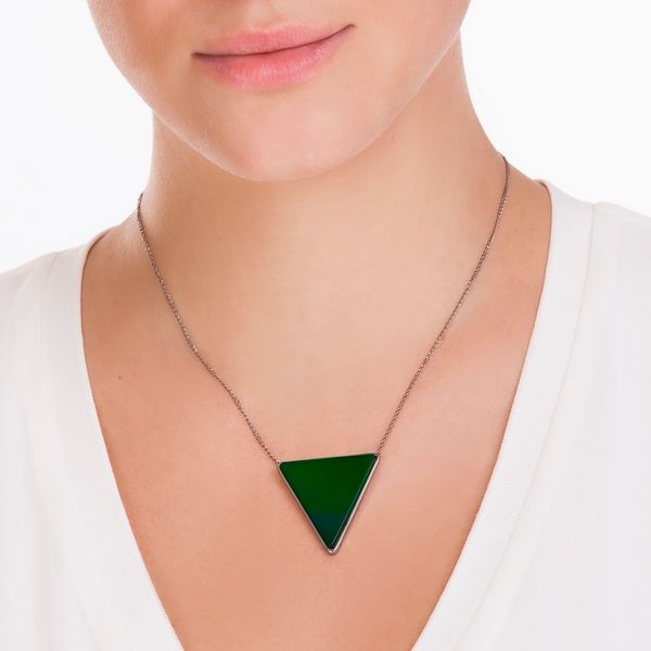 Colar-Triangle---Agata-Verde