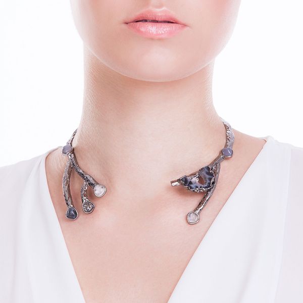 Colar-Choker-Sentido---Agata-Cinza-Cristal-Drusa-Metalizada